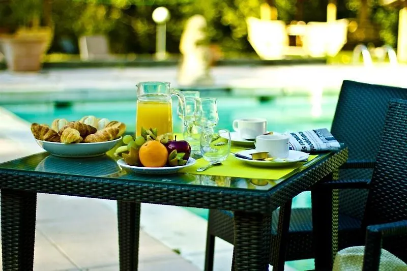 ***  Domaine De Tournon Hotel Aix-en-Provence France